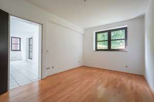 Oberkassel: 2 Zimmerwohnung mit großer Loggia und Garage – Die vollständige Adresse der Immobilie erhältst du vom Anbieter., 40545 Oberkassel, Düsseldorf – Vorschaubild 6