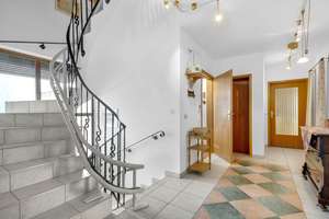 TOP Lage! Großzügiges Wohnhaus mit Einliegerbereich, Südgarten und herrlicher Aussicht  – Die vollständige Adresse der Immobilie erhältst du vom Anbieter., 92637 Rehbühl, Weiden in der Oberpfalz – Vorschaubild 12