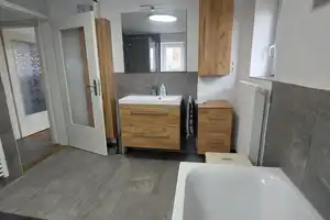 Attraktives, renoviertes Einfamilienhaus auf großzügigem Grundstück – Ihr neues Zuhause wartet!“ – Aichach-Friedberg (Kreis) – Vorschaubild 5