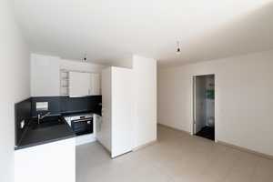 2 Zimmerwohnung mit Einbauküche und großem Balkon – Grafrather Straße 9, 81245 München – Vorschaubild 8
