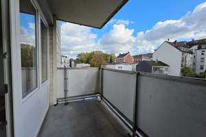 Lichthell und renoviert mit Balkon in Wuppertal-Barmen – 4.OG App.23 – Friedrich-Engels-Allee 236-238, 42285 Barmen, Wuppertal – Vorschaubild 3