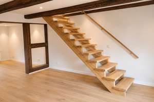 Charmante Maisonette-Altbauwohnung mit Dachterrasse in Göttingen-Nikolausberg – Die vollständige Adresse der Immobilie erhältst du vom Anbieter., 37077 Nikolausberg, Göttingen – Vorschaubild 8