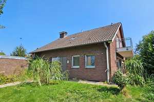 Ihr Traumhaus wartet: Charmantes Einfamilienhaus mit Anbau und Garage im malerischen Löhnen! – Wesel (Kreis) – Vorschaubild 2