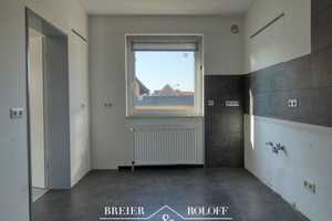 Kurzfristig verfügbares Zweifamilienhaus in ruhiger Lage von Beckedorf – Schaumburg (Kreis) – Vorschaubild 3