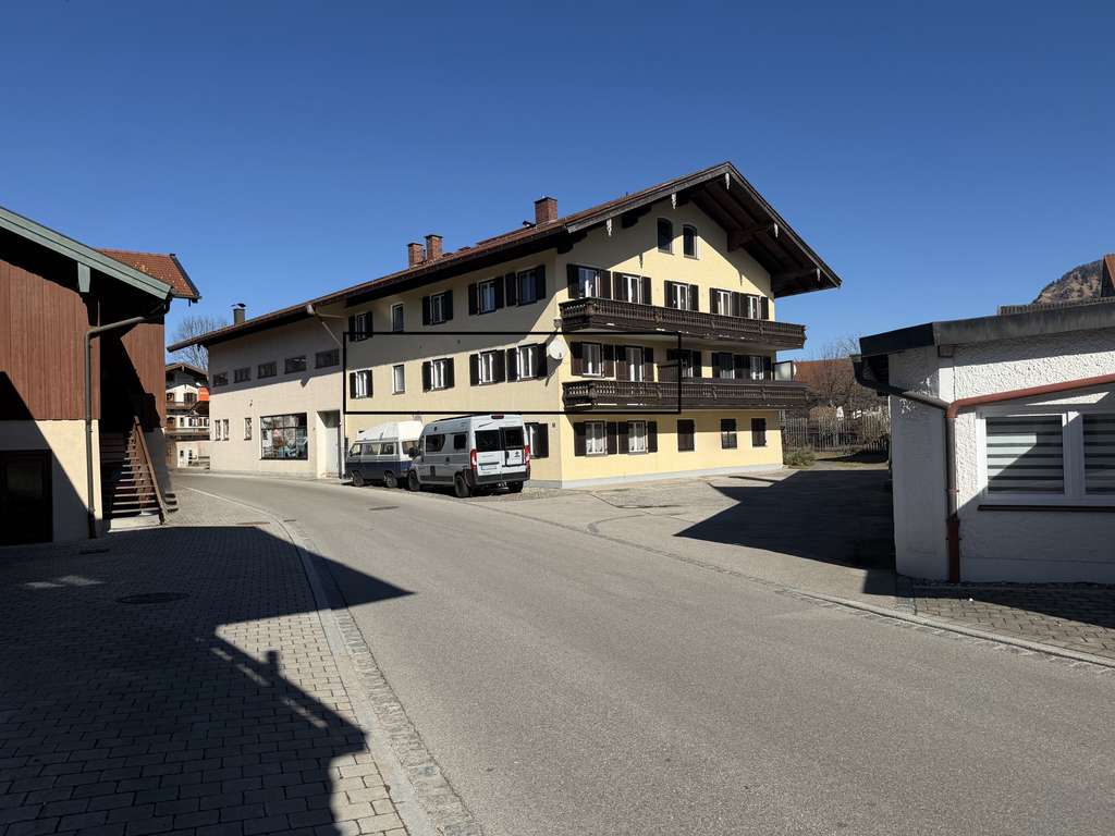 Immobilie in Unterwössen - Geschmackvolle 2-Zimmer-Wohnung mit gehobener Innenausstattung in Unterwössen - Bild 0