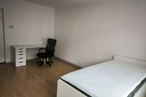 Möbliertes Zimmer in 2er WG mit Balkon in West Sündersbühl – Konstanzenstraße 3, 90439 St. Leonhard, Nürnberg – Vorschaubild 2
