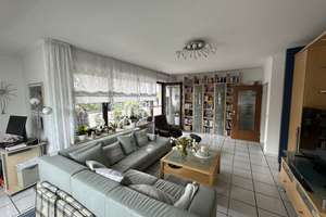  Freundliche 2-Zimmer-Wohnung mit Loggia in ruhiger zentraler Lage – Straßburger Straße 272, 46045 Dümpten, Oberhausen – Vorschaubild 3