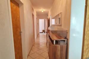 Helle 4-Zimmer-Wohnung mit Loggia im Hochhaus – gepflegte Lage in Leverkusen-Wiesdorf – Die vollständige Adresse der Immobilie erhältst du vom Anbieter., 51373 Wiesdorf, Leverkusen – Vorschaubild 9