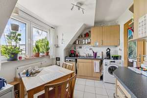 Helle 3-Zimmer-Dachgeschosswohnung  — neues Dach, ruhige Lage und Gartennutzung – Die vollständige Adresse der Immobilie erhältst du vom Anbieter., 90409 Schleifweg, Nürnberg – Vorschaubild 8