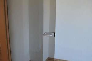 Große 2-Zimmer mit Laminat, Wannenbad, Stellplatz und Balkon in ruhiger Lage! EBK mgl. – Glösaer Straße 19, 9131 Ebersdorf, Chemnitz – Vorschaubild 13