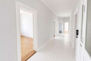 Lichtdurchflutete Altbauwohnung mit besonderem Wohnambiente – Die vollständige Adresse der Immobilie erhältst du vom Anbieter., 24105 Blücherplatz, Kiel – Vorschaubild 4