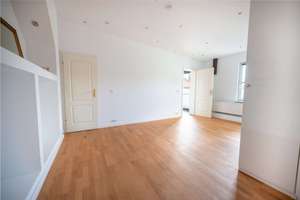 ⭐ Lichtdurchflutetes Penthouse am Tegeler See – 3-Zi-Whg mit 3 Balkonen, EBK & Whirlpoolwanne – Die vollständige Adresse der Immobilie erhältst du vom Anbieter., 13507 Tegel, Berlin – Vorschaubild 5