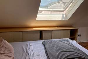 Stilvolle, geräumige und gepflegte 1-Zimmer-Dachgeschoss-Wohnung möbliert direkt am Schillerplatz – Schillerstr. 49, 41061 Gladbach, Mönchengladbach – Vorschaubild 10