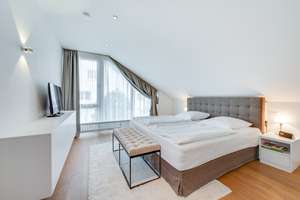 AIGNER - Exklusives Einfamilienhaus mit traumhaftem Südgarten und Pool – Die vollständige Adresse der Immobilie erhältst du vom Anbieter., 82194 Gröbenzell – Vorschaubild 9