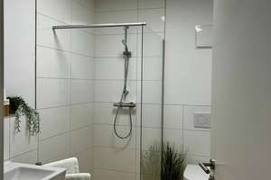 Vollmöblierte Wohnung mit Terrasse - unbefristete oder zietbegrenzte Miete – FRühlingstr. 10a, 27570 Geestemünde, Bremerhaven – Vorschaubild 3