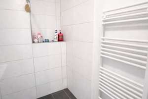 *Wohnkomfort auf höchstem Niveau* Neuwertige 4,5-Zimmer-Wohnung mit großem überdachtem Balkon – 70563 Vaihingen-Mitte, Stuttgart – Vorschaubild 15