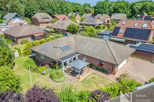 -VERKAUFT-  Wohnen im Grünen - Bungalow mit Vollkeller in Reppenstedt – Lüneburg (Kreis) – Vorschaubild 1