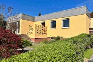 DRESDEN-NIEDERSEDLITZ: attraktive Doppelhaushälfte in grüner u. ruhiger Wohnlage – Die vollständige Adresse der Immobilie erhältst du vom Anbieter., 1257 Niedersedlitz, Dresden – Vorschaubild 2
