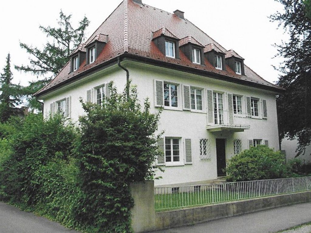 4- Zimmer Wohnung in bester Lage von Freiburg