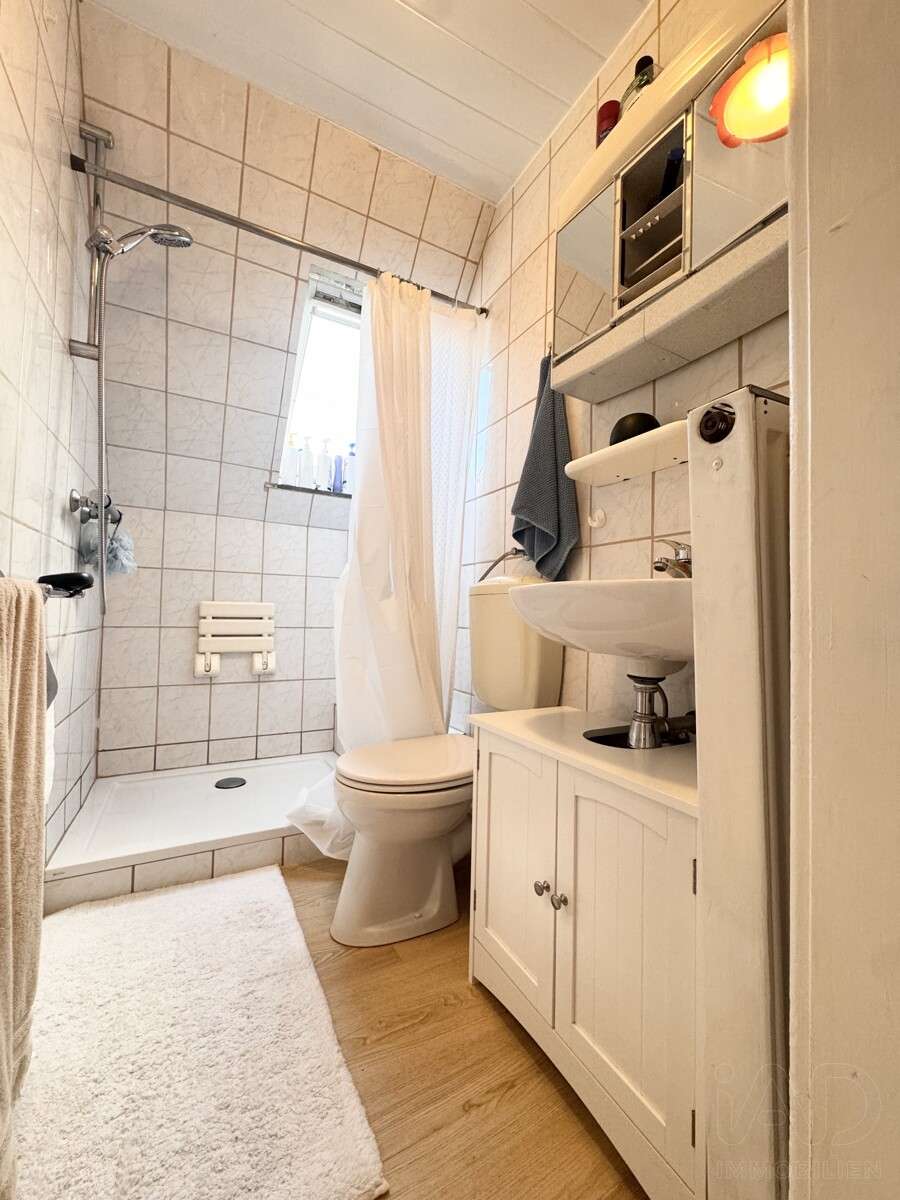 Immobilie in Niedermohr - Familienfreundliches Wohnhaus auf  großem Grundstück - Bild 9