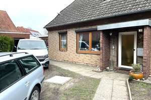 Massives Einfamilienhaus in zentraler Lage – Die vollständige Adresse der Immobilie erhältst du vom Anbieter., 29303 Bergen – Vorschaubild 8