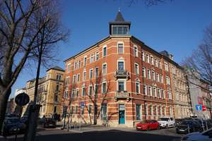 Frischer Look, top Lage: renovierte 3-Zimmerwohnung in Dresden-Löbtau – Bünaustraße 9, 1159 Löbtau-Süd, Dresden – Vorschaubild 1
