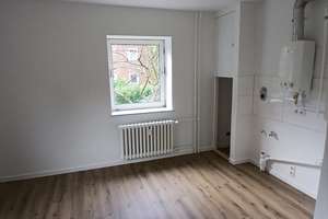 Sanierte 2 Zimmer Wohnung im Herzen von Elmschenhagen.