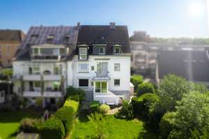 Eigenheim & Kapitalanlage - Gepflegtes 4-Familienhaus mit traumhaften Garten in begehrter Wohnlage!