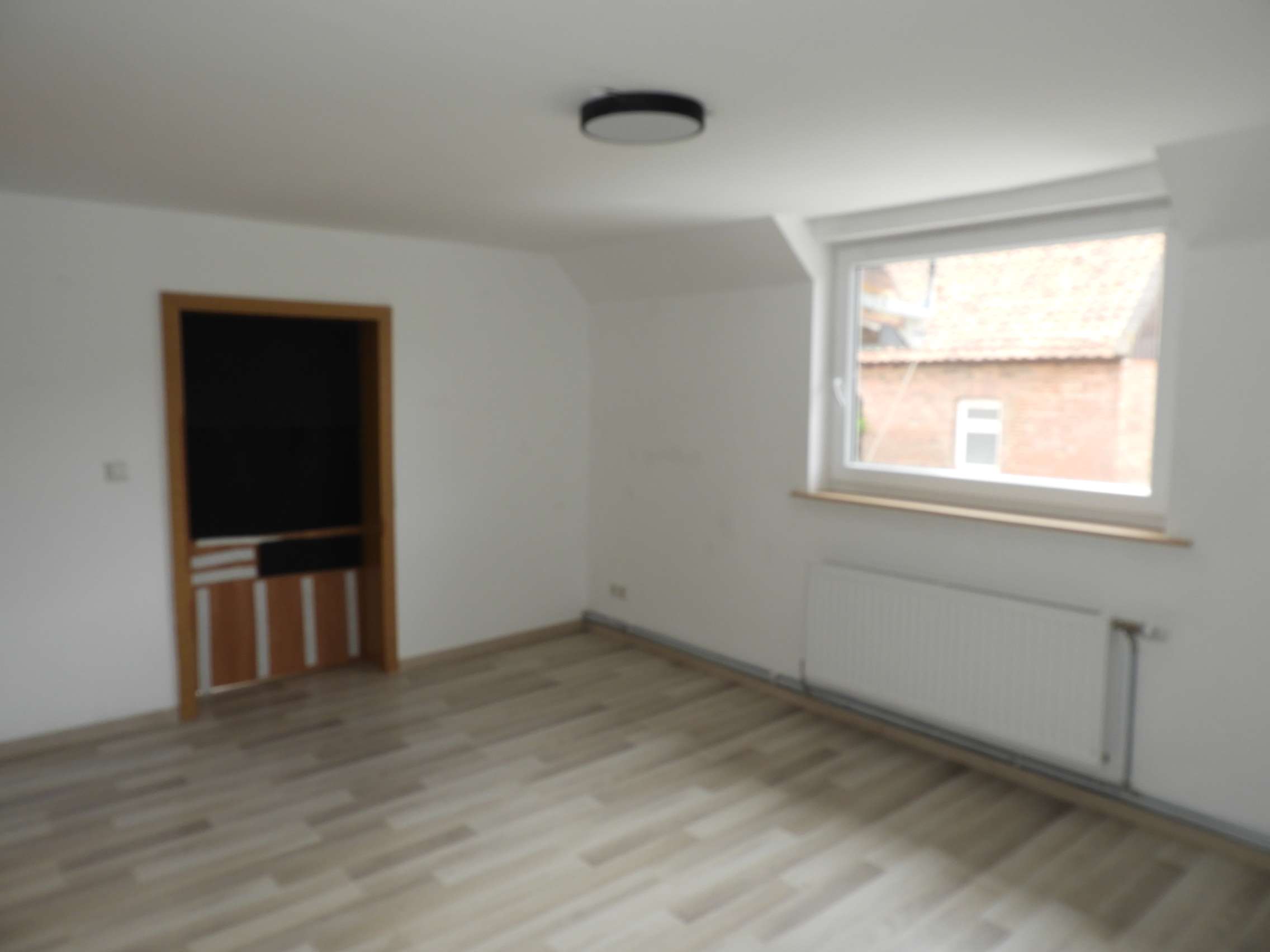 Immobilie in Schellerten - Großes Haus mit neun Zimmer in Oedelum! - Bild 24