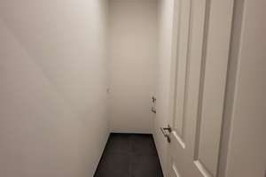 Traumsaniertes Denkmal  2-Raum-Wohnung - Einbauküche, Balkon, Parkett, CAT-7-Netzwerk, Abstellraum – Fürstenstraße 60, 9130 Sonnenberg, Chemnitz – Vorschaubild 6