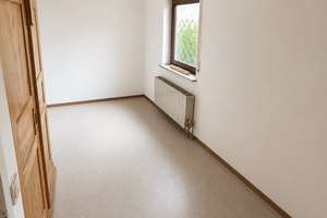 Ein Zuhause mit Zukunft – Großzügiger Bungalow auf Traumgrundstück in Mainz-Ebersheim – Die vollständige Adresse der Immobilie erhältst du vom Anbieter., 55129 Ebersheim, Mainz – Vorschaubild 8