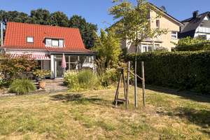 Umfangreich modernisiertes Einfamilienhaus mit Wintergarten und idyllischem Garten, Doppelcarport – 22549 Lurup, Hamburg – Vorschaubild 4