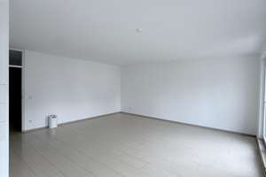 Stilvoll modernisiert: 4-Zimmer-Wohnung in Düsseldorf-Unterbach – 40627 Unterbach, Düsseldorf – Vorschaubild 2