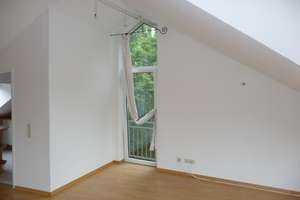 Wunderschöne 3-Zimmer-Dachgeschoss Whg im Düsseldorfer Norden in Grünlage sehr nah zum Rhein gelegen – Neusser Weg 6a, 40489 Kaiserswerth, Düsseldorf – Vorschaubild 5
