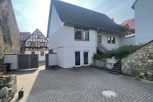 PREISREDUZIERUNG***SEHR GROSSZÜGIGES HAUSANWESEN IM ORTSKERN VON BODENHEIM – Die vollständige Adresse der Immobilie erhältst du vom Anbieter., 55294 Bodenheim – Vorschaubild 1