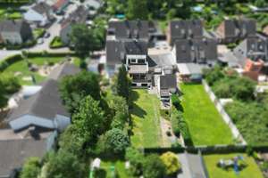 Seltene Gelegenheit in Rheinnähe: freies Zweifamilienhaus mit großem Grundstück in grüner Oase – Die vollständige Adresse der Immobilie erhältst du vom Anbieter., 47226 Hochemmerich, Duisburg – Vorschaubild 2