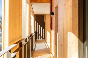 Viel Raum für Familie und Homeoffice – 4-Zimmer-Wohnung mit umlaufendem Balkon | KfW40 – Warngauerstraße 6a, 83666 Waakirchen – Vorschaubild 4