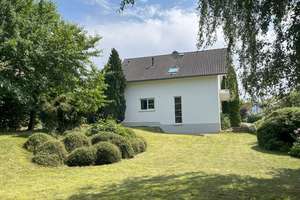 Haus in Traumlage, Dresden-Rockau, ca. 1.000m² Grund, Gesamtfläche 222m², 5 Zimmer, Garage am Haus