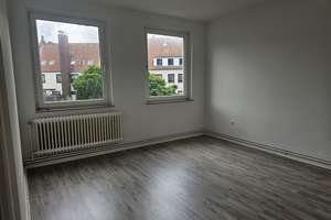 Zuhause ist: Schöne 2-Zi-Wohnung in Geestemünde mit Balkon - renoviert - gut geschnitten in top Lage – Borriesstr. 43,45, 27570 Geestemünde, Bremerhaven – Vorschaubild 7