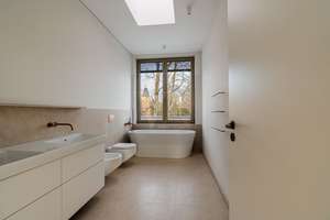 Designer Luxus Wohnung in absolut erster Wasserlinie Am Großen Wannsee mit Privatem Parkplatz – Am Großen Wannsee 48, 14109 Wannsee, Berlin – Vorschaubild 19
