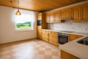 Großzügige 3-Zimmer-Gartenwohnung mit zwei Wintergärten und Garage – Ammerseestraße 5, 86932 Pürgen – Vorschaubild 3