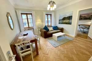 Stilvoll modernisiert: 3-Zimmer-Wohnung in zentraler Lage von Lehel