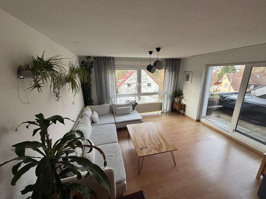 Moderne 3-Zimmer Wohnung mit Terrasse und Einzelgarage