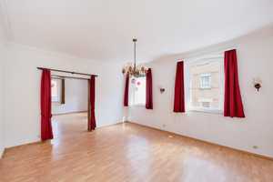 NEU: Mehrfamilienhaus mit Charme und Geschichte in Backnang **Garage**Weitblick** – Rems-Murr-Kreis – Vorschaubild 12
