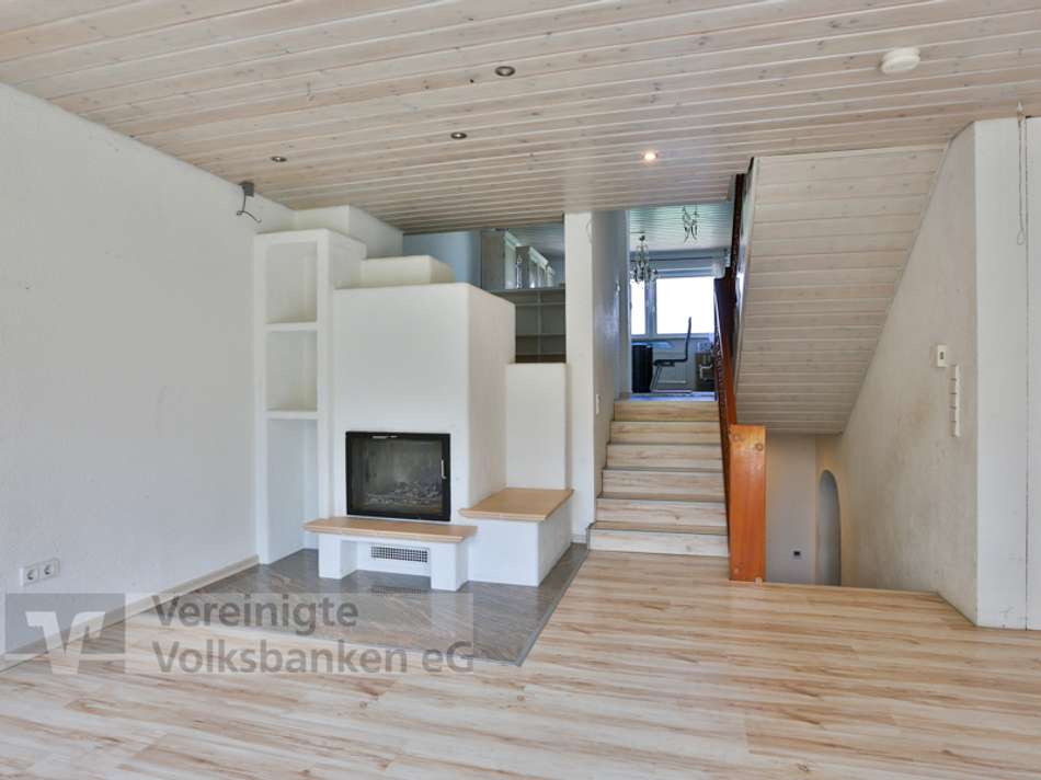 EG-Kamin-Treppenhaus