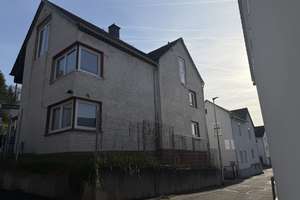 1-2 Familienhaus mit Terrasse in Weilburg