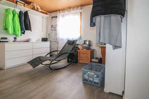 Einziehen und Wohlfühlen - Doppelhaushälfte mit großer Terrasse ; Garage und 4 Außenstellplätze – Die vollständige Adresse der Immobilie erhältst du vom Anbieter., 72475 Bitz – Vorschaubild 6