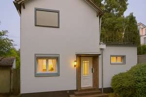 Ihre Oase in Köln - Mehrfamilienhaus + freistehendes Einfamilienhaus mit großem Garten – Die vollständige Adresse der Immobilie erhältst du vom Anbieter., 50859 Weiden, Köln – Vorschaubild 3