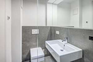 Attraktive 3-Zimmer-Wohnung mit großer Terrasse und Neubaustandard in Bestlage Maxvorstadt/Neuhausen – Thorwaldsenstraße 35a, 80335 St. Benno, München – Vorschaubild 13