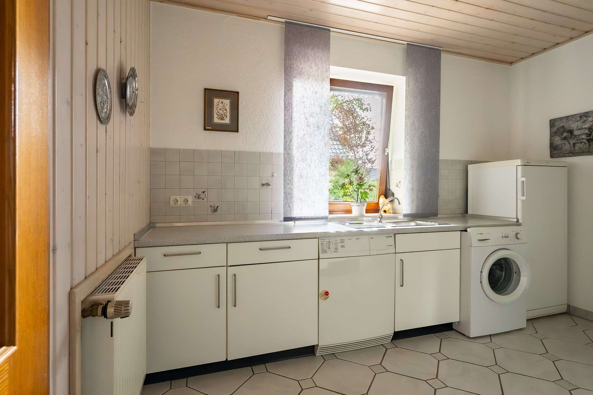 Immobilie in Achim - Bremen: Zweifamilienhaus mit Potenzial – Vermietete Wohnung & frei zur Selbstnutzung! Obj.8692 - Bild 13